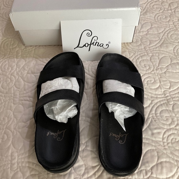 Lorfina Women Stretch Strap Sandals - Picture 2 of 5